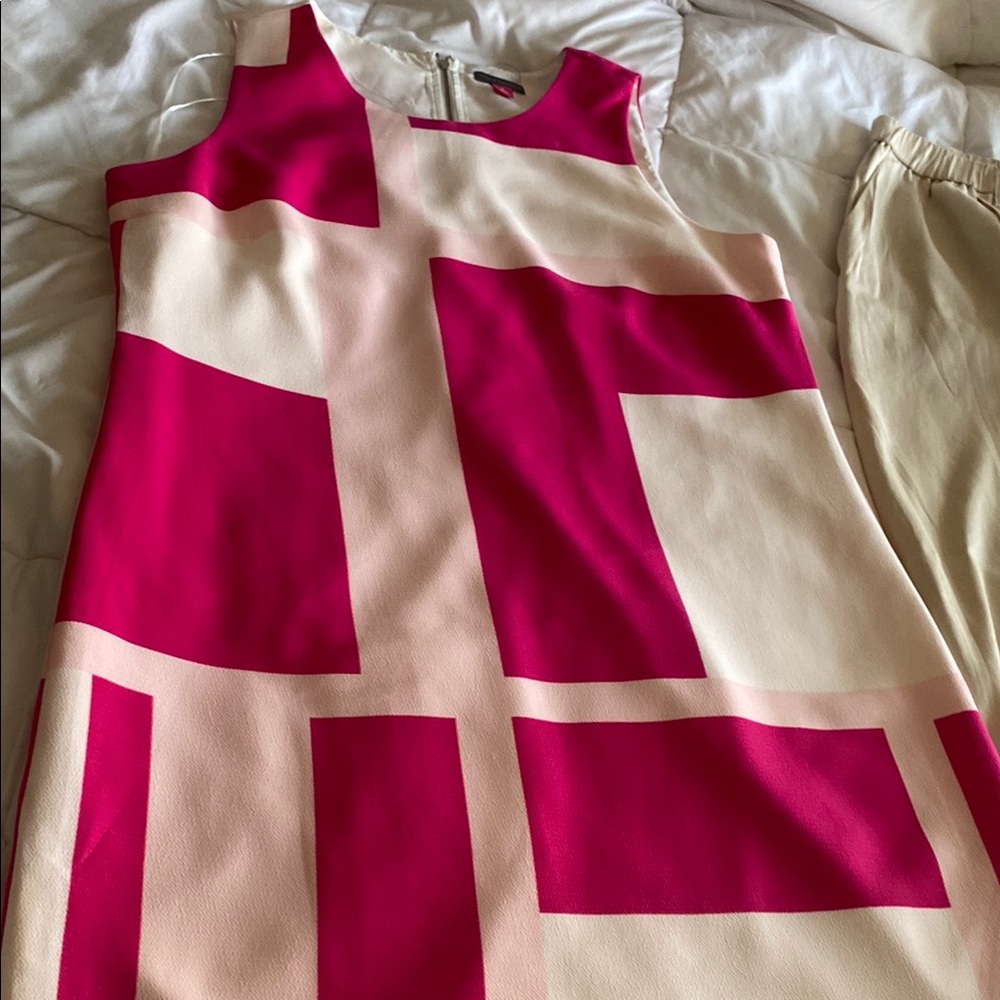 Vince Camuto Pink and Cream Sheath Mini Dress